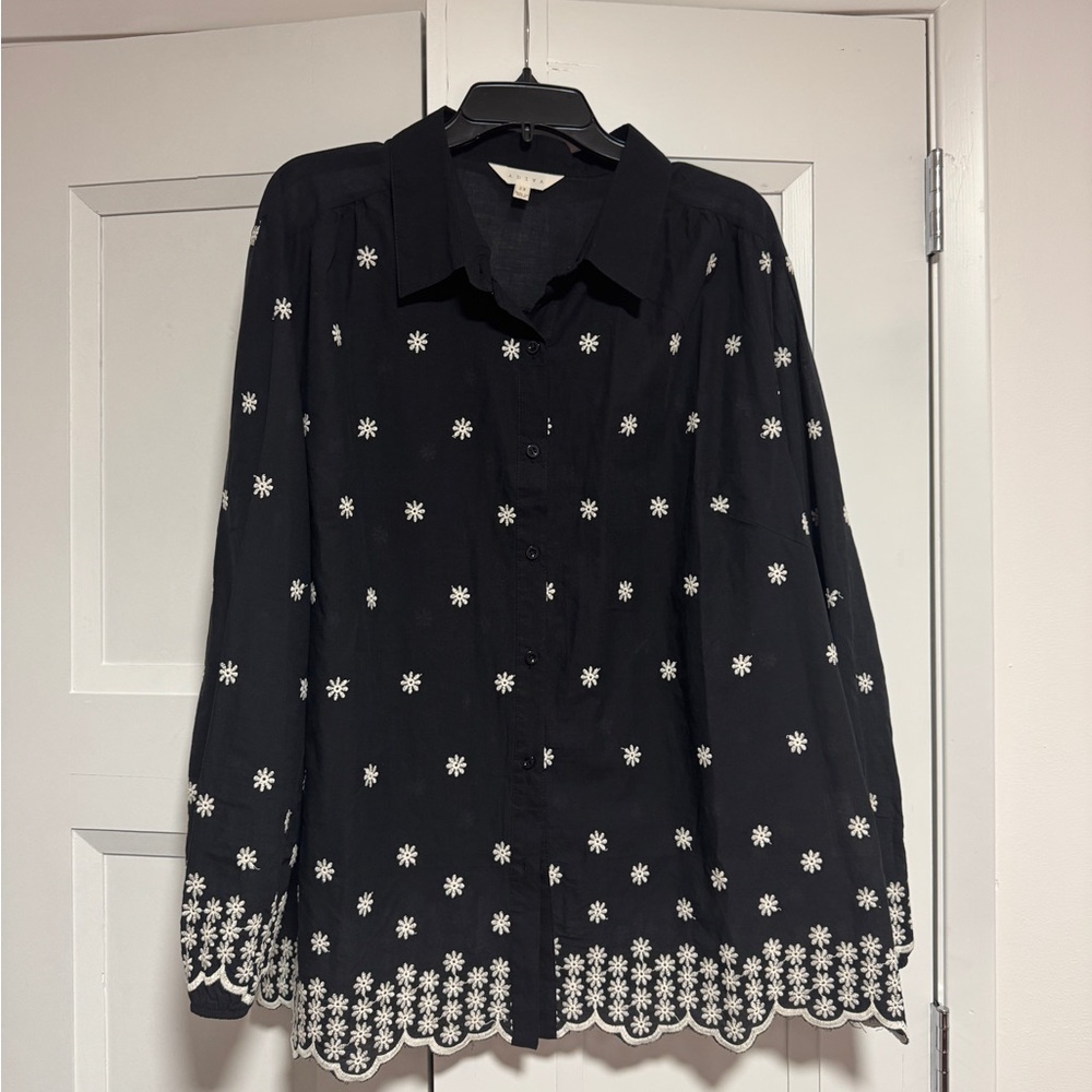 Adiva Black Blouse with White Floral Accents